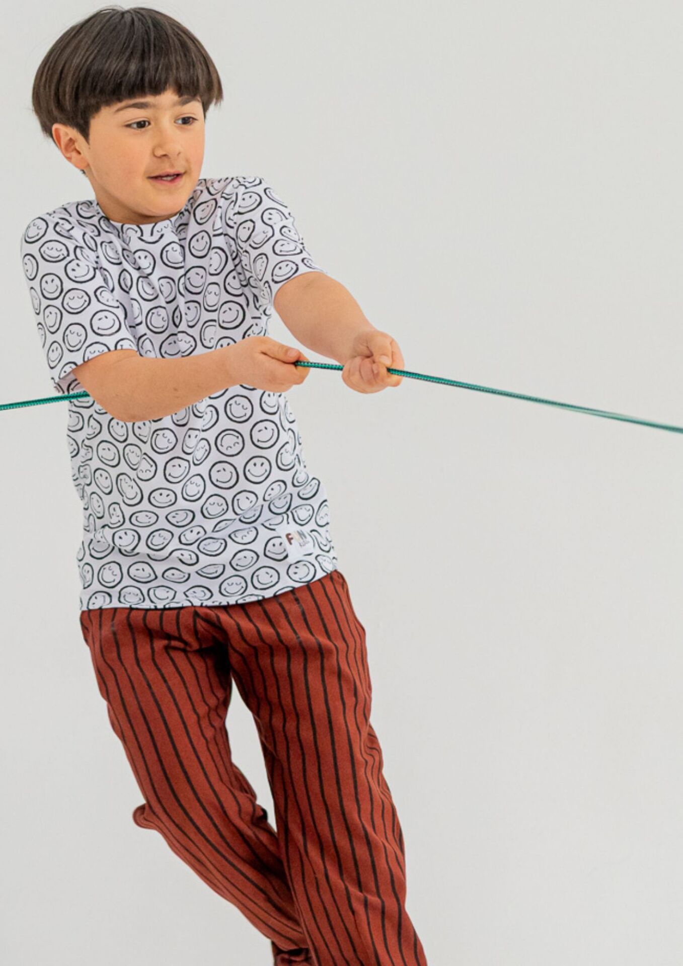 Koszulka dziecięca krótki rękaw EMOTIKON BLACK white FUN KIDS - obrazek 3