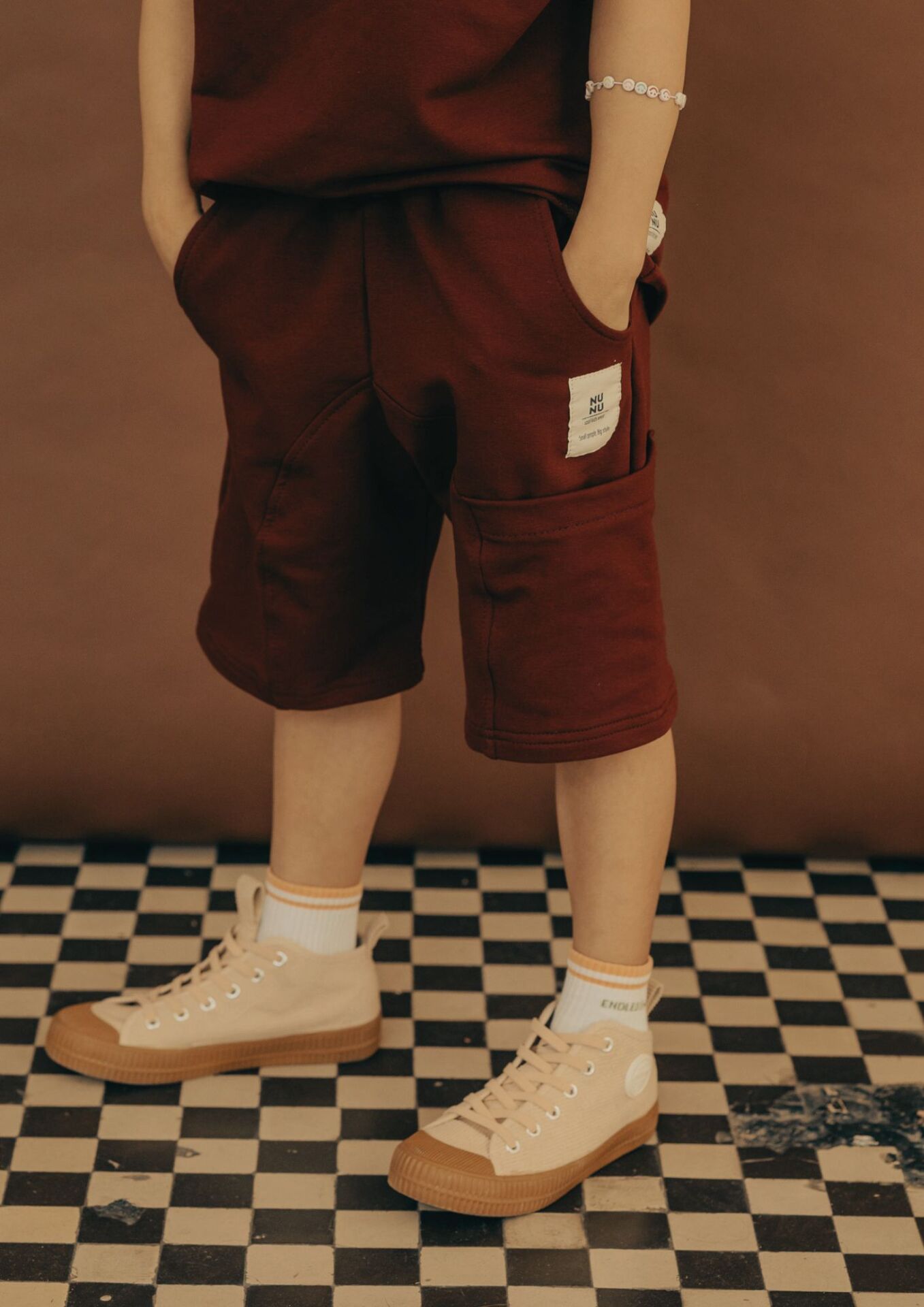 Szorty dziecięce BASIC brown - obrazek 3